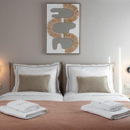 Num Suites & Lofts Athens Ngoại thất bức ảnh