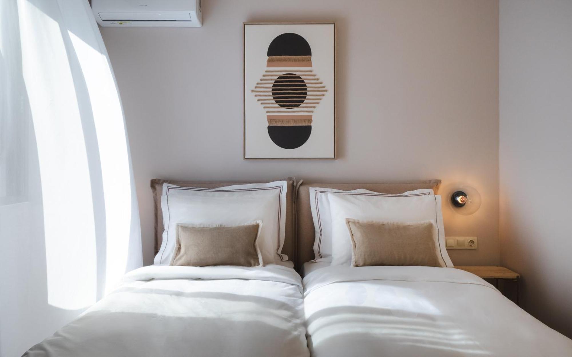 Num Suites & Lofts Athens Ngoại thất bức ảnh