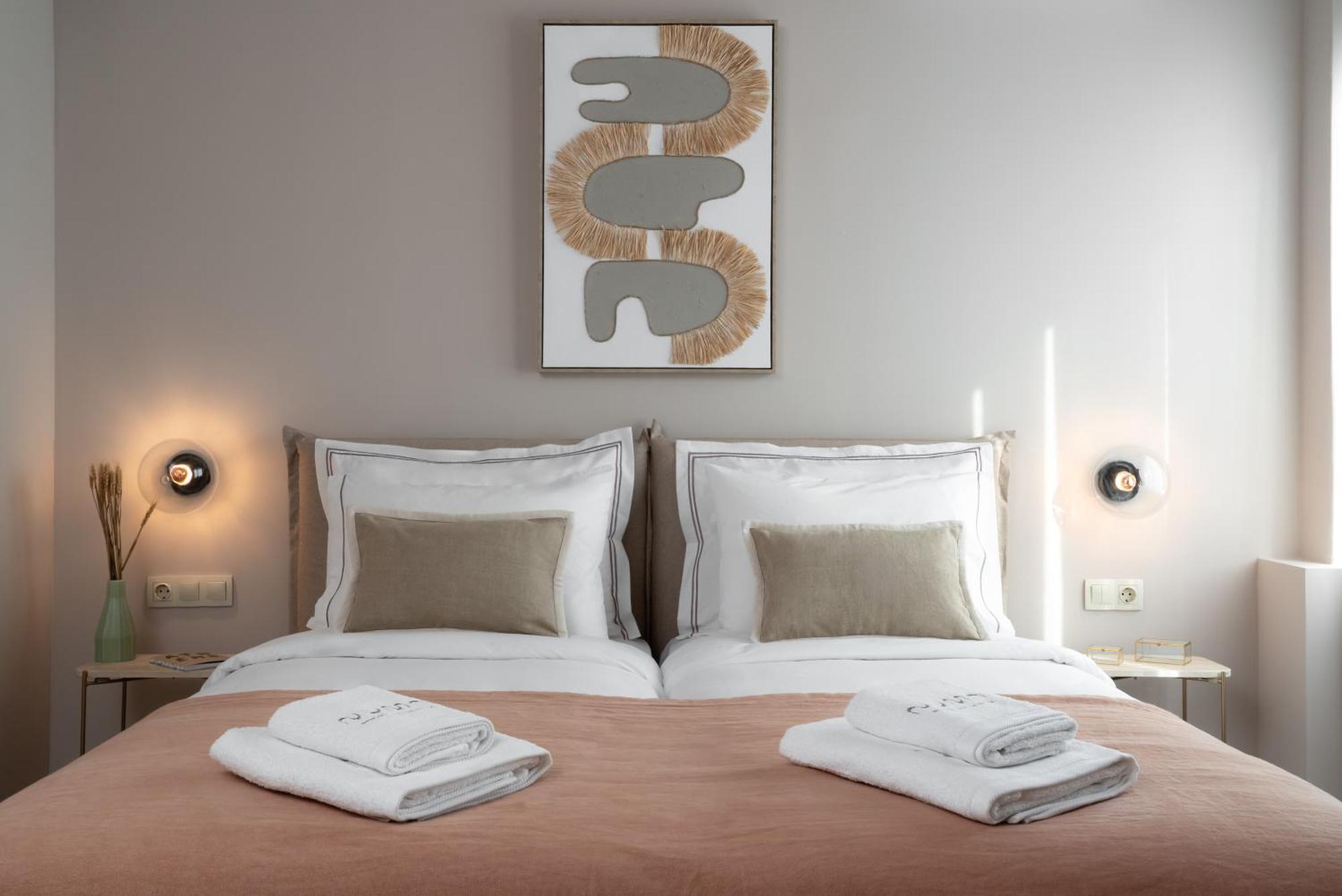 Num Suites & Lofts Athens Ngoại thất bức ảnh