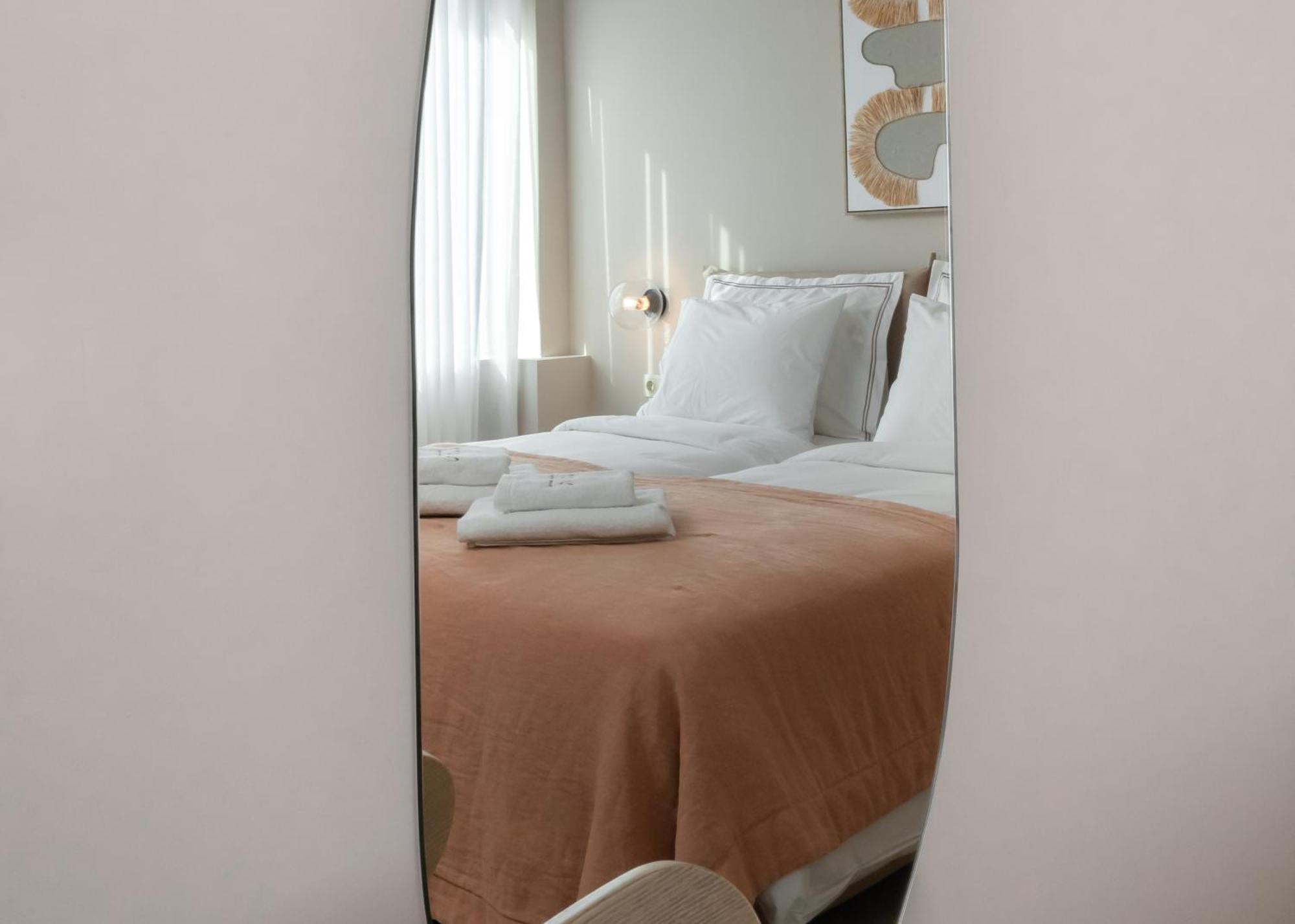 Num Suites & Lofts Athens Ngoại thất bức ảnh