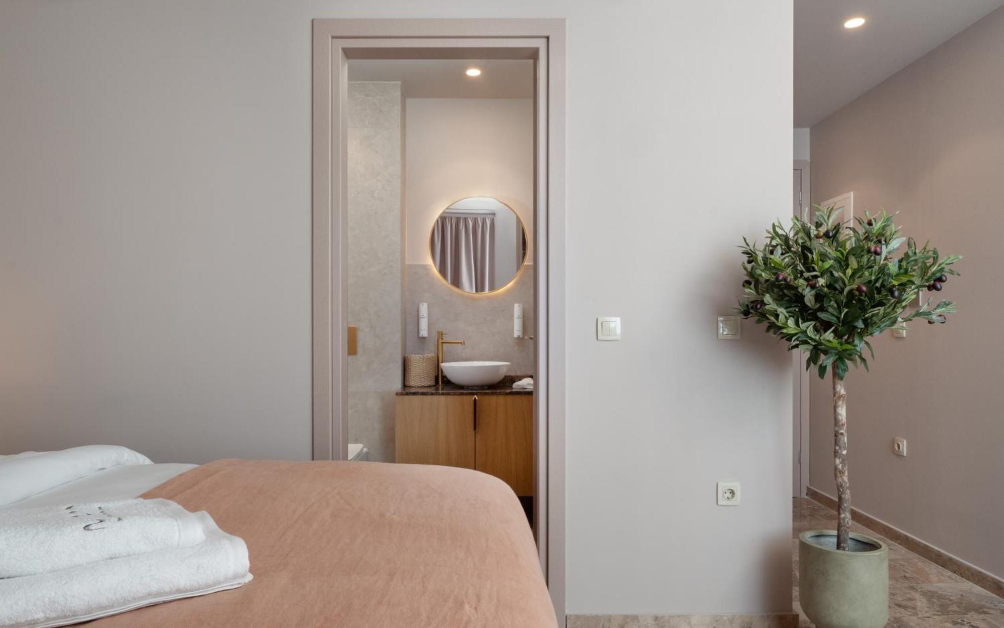 Num Suites & Lofts Athens Ngoại thất bức ảnh