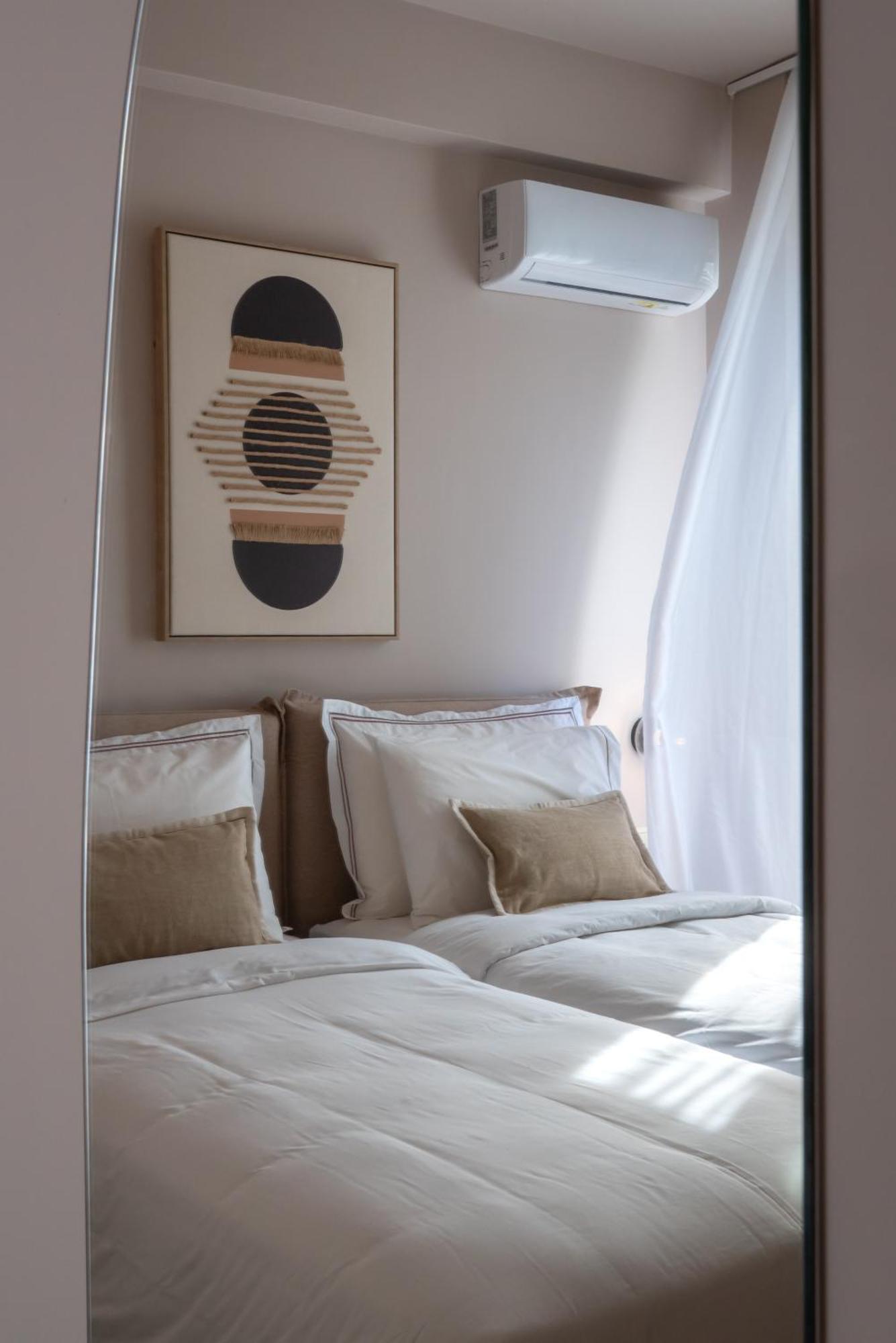 Num Suites & Lofts Athens Ngoại thất bức ảnh