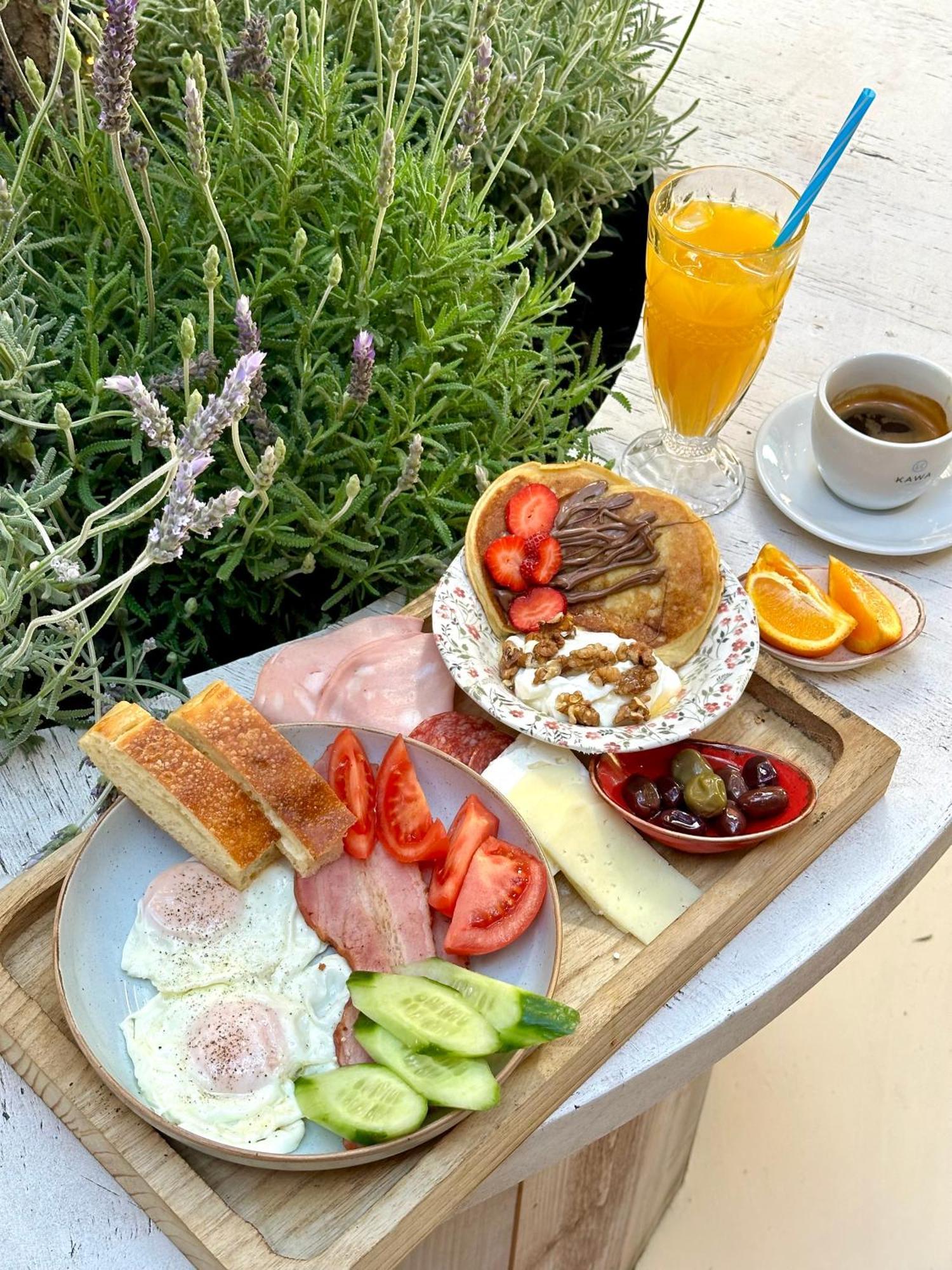 Num Suites & Lofts Athens Ngoại thất bức ảnh