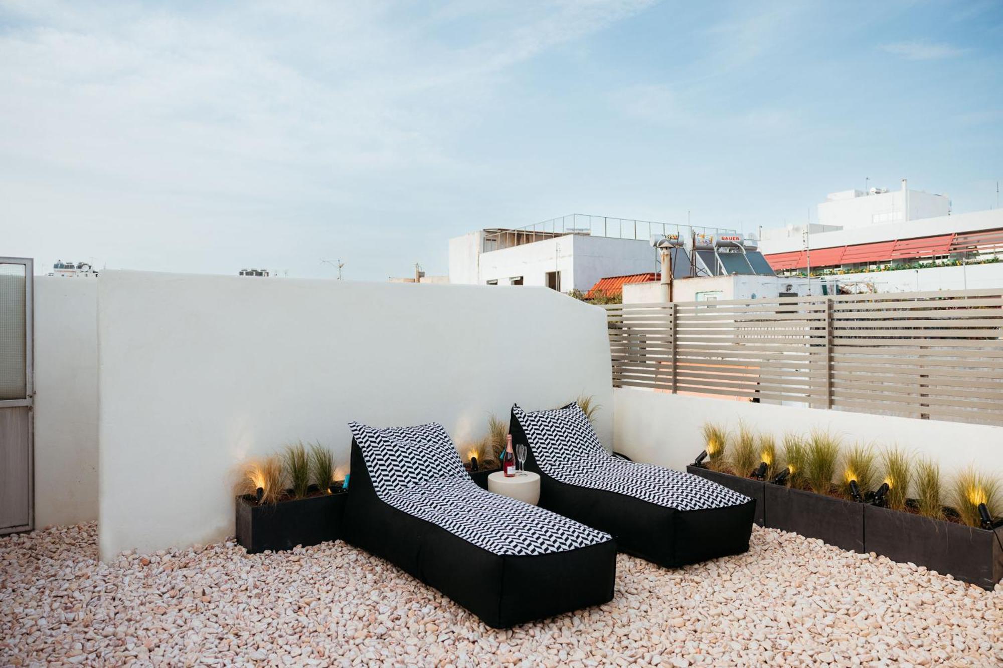 Num Suites & Lofts Athens Ngoại thất bức ảnh